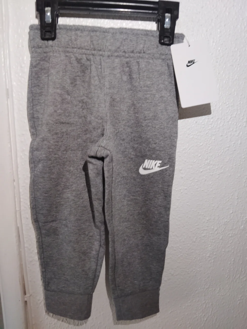 Nike Kids Heather Grey Jogger Sweatpants with White Logo